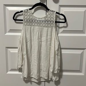 CC cold shoulder daisy lace top